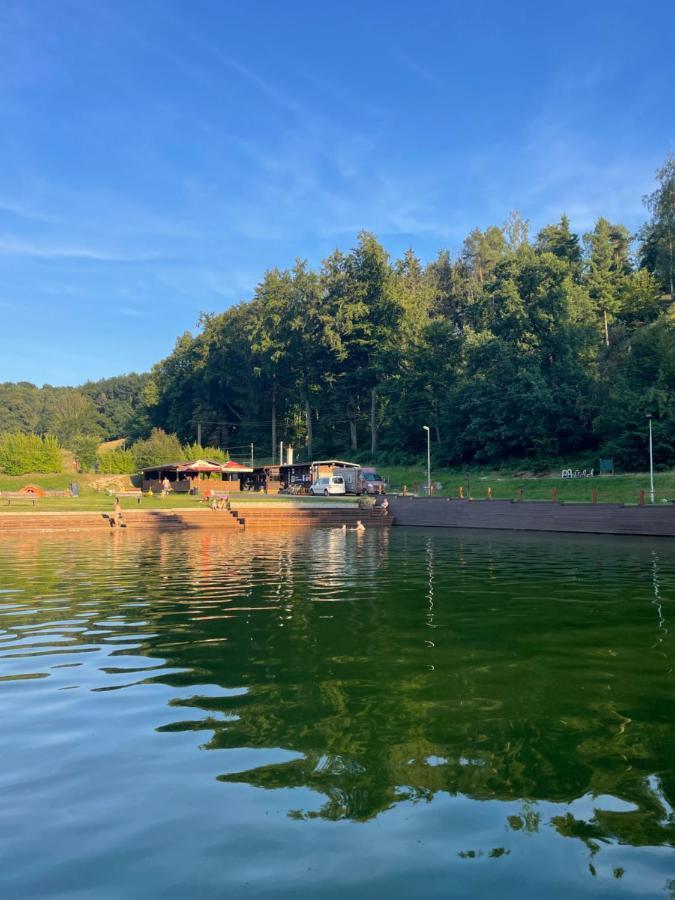 Apartmán V Krátké Kamenicky Senov Esterno foto