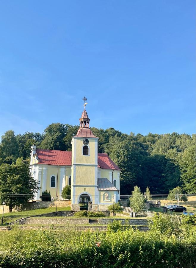 Apartmán V Krátké Kamenicky Senov Esterno foto